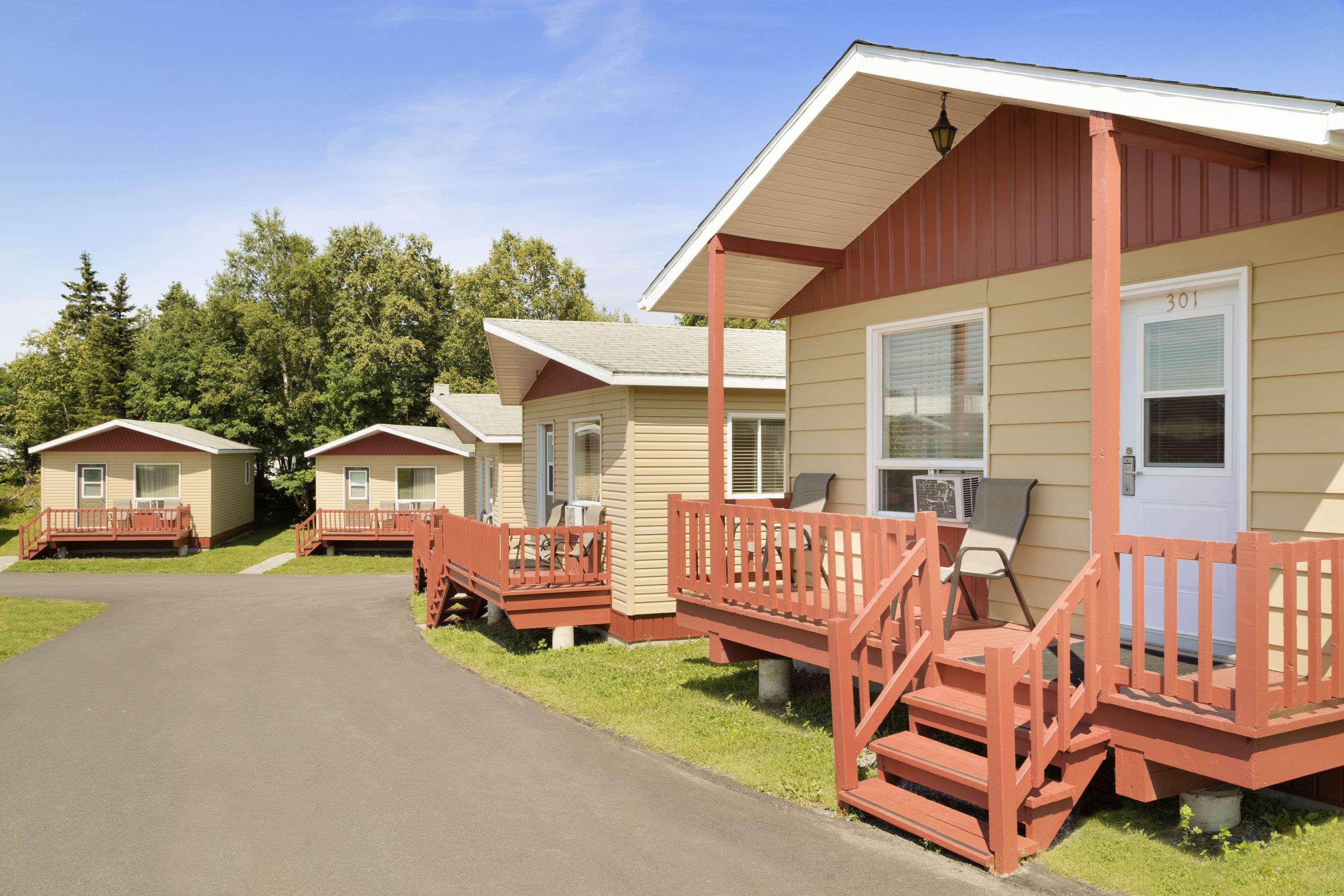 Days Inn By Wyndham Rivière-du-Loup Buitenkant foto